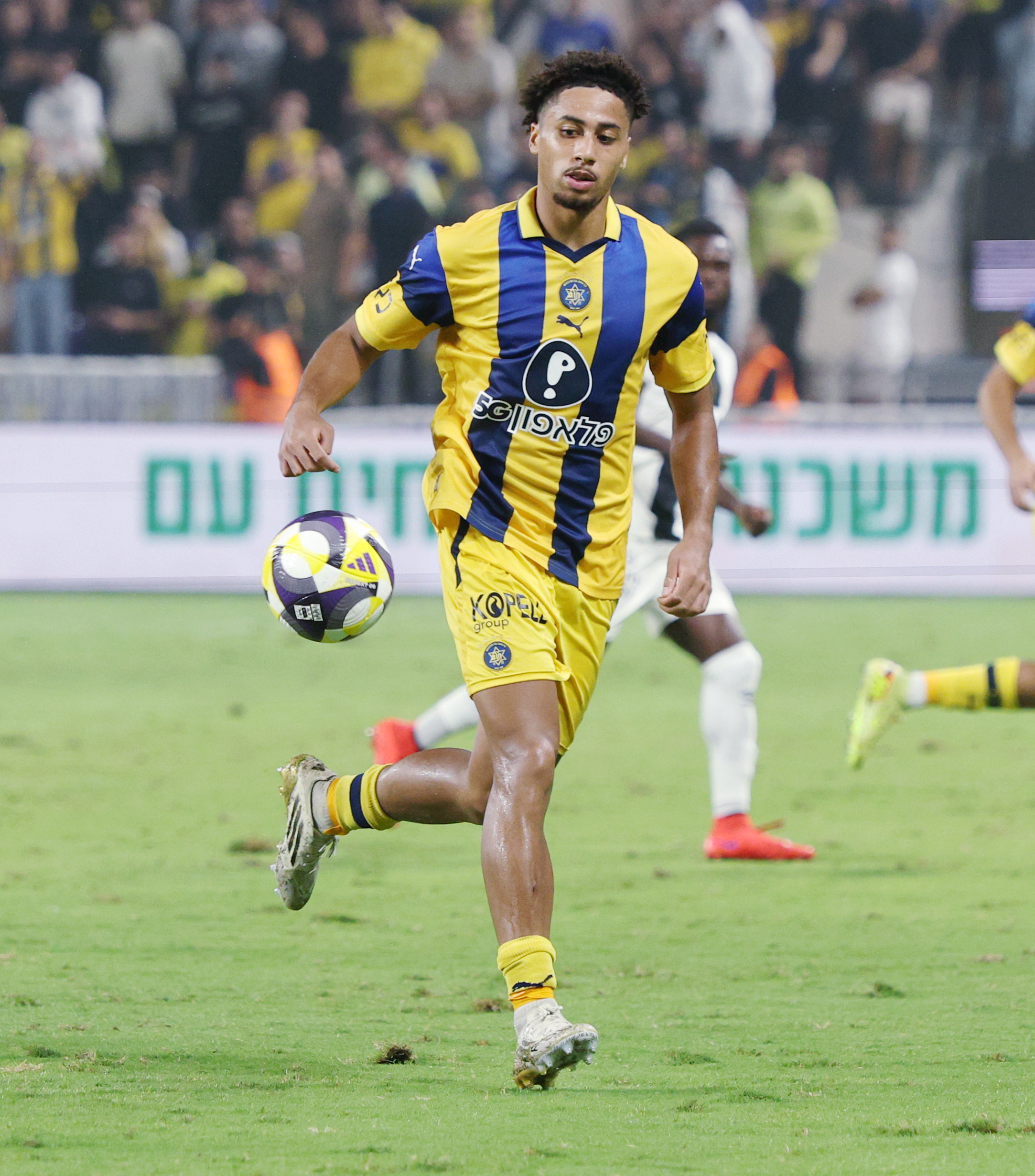 מעבר מפתיע: קליף אומורי נפרד ממכבי תל אביב ועובר לגלאטסראיי